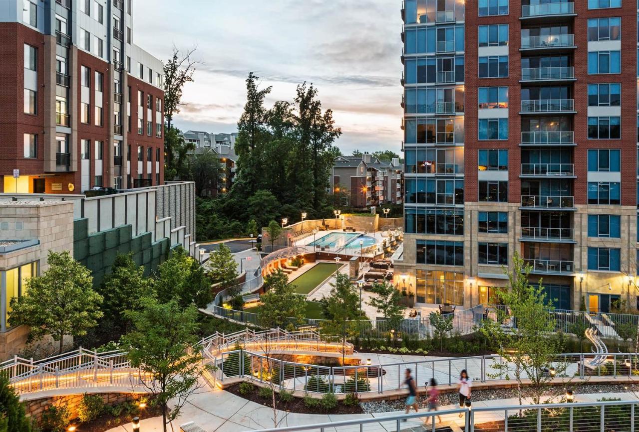 Hala Tysons Aparthotel McLean Bagian luar foto
