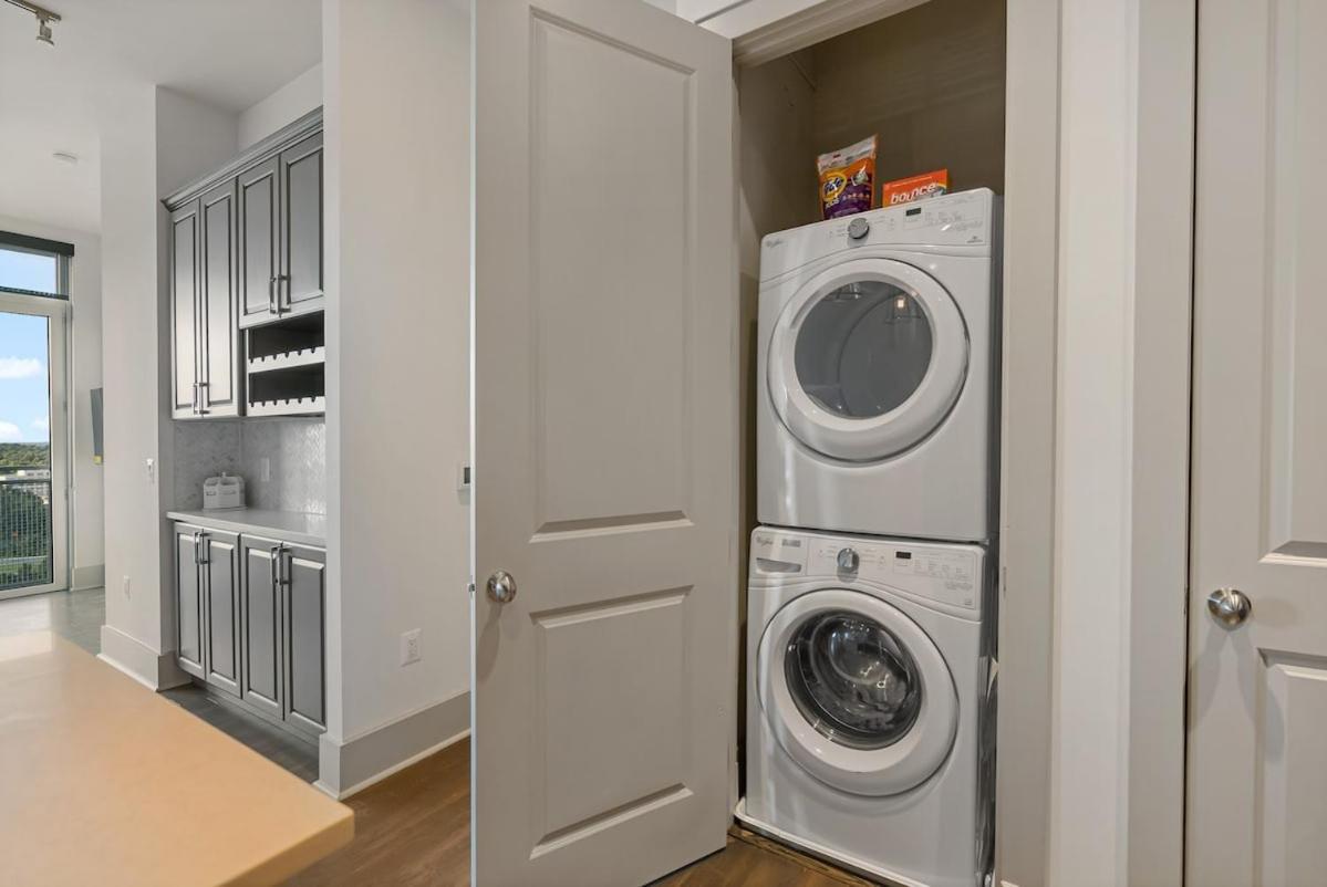 Hala Tysons Aparthotel McLean Bagian luar foto