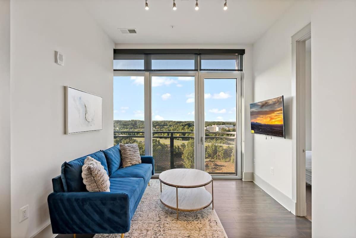 Hala Tysons Aparthotel McLean Bagian luar foto