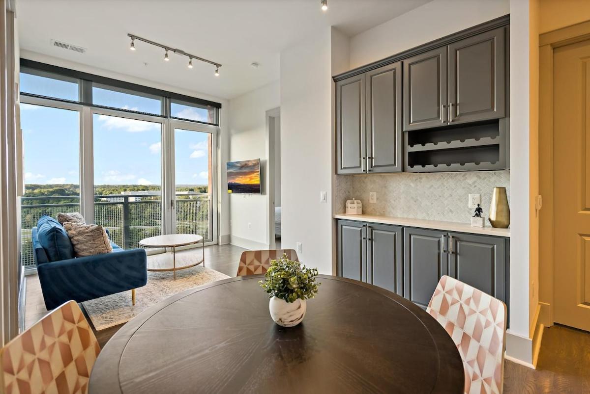 Hala Tysons Aparthotel McLean Bagian luar foto
