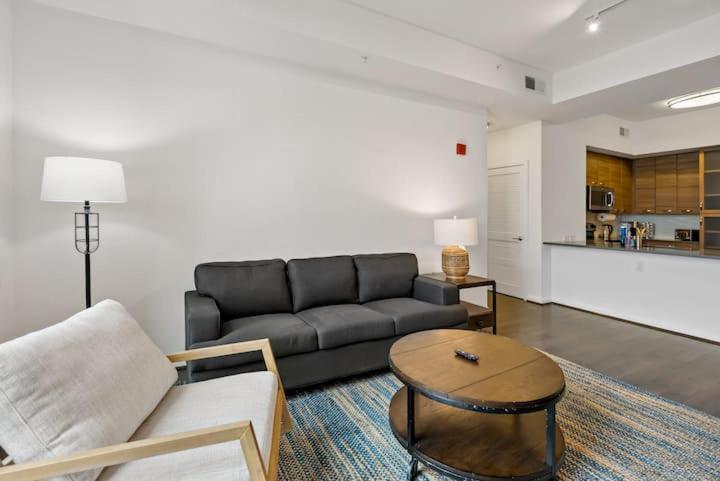 Hala Tysons Aparthotel McLean Bagian luar foto