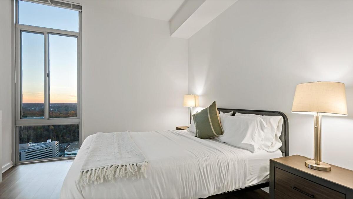 Hala Tysons Aparthotel McLean Bagian luar foto