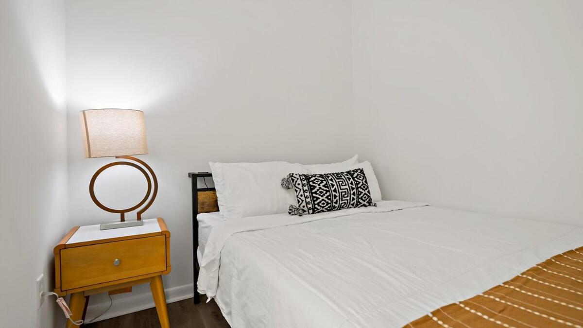 Hala Tysons Aparthotel McLean Bagian luar foto