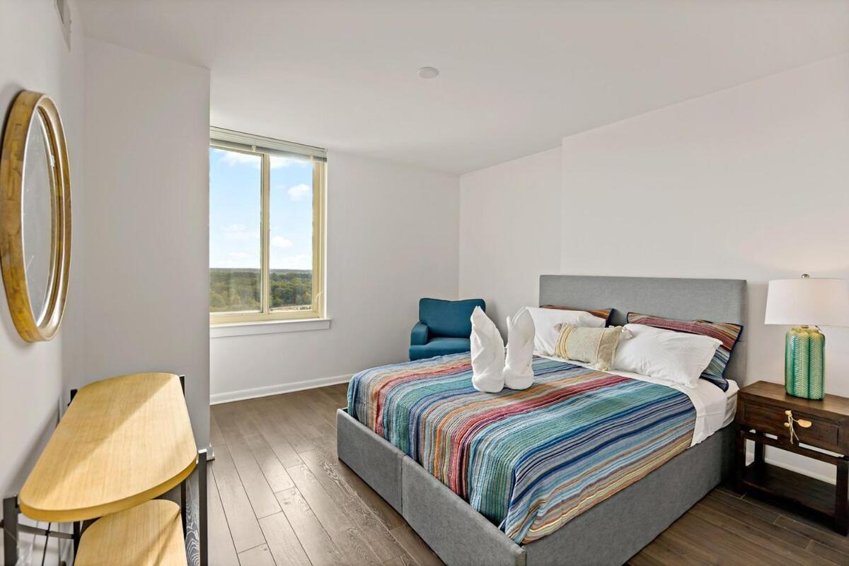Hala Tysons Aparthotel McLean Bagian luar foto