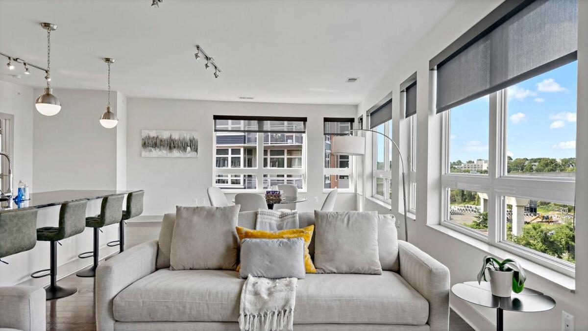 Hala Tysons Aparthotel McLean Bagian luar foto