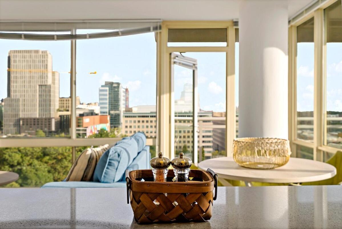 Hala Tysons Aparthotel McLean Bagian luar foto