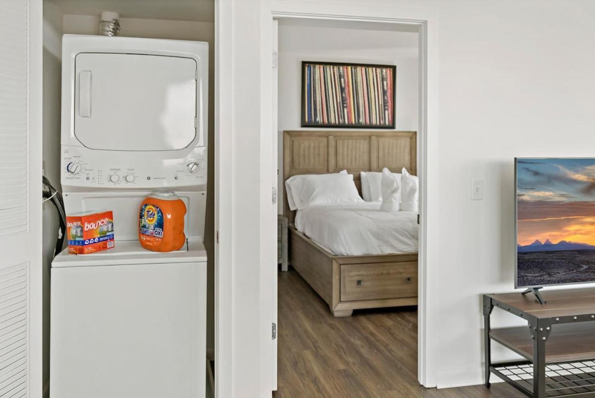 Hala Tysons Aparthotel McLean Bagian luar foto