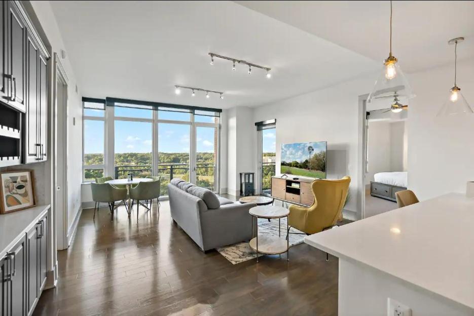 Hala Tysons Aparthotel McLean Bagian luar foto