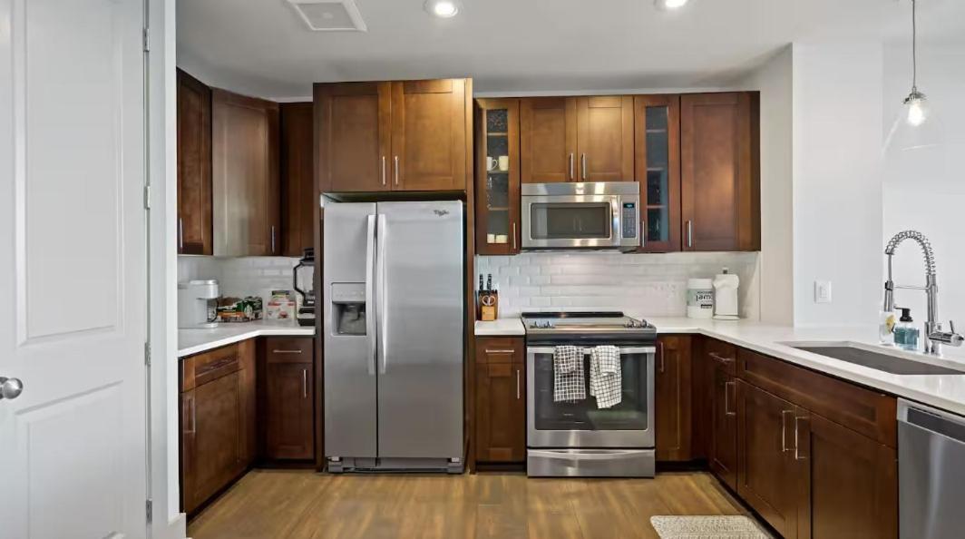 Hala Tysons Aparthotel McLean Bagian luar foto